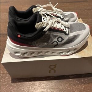 Women’s On Cloud sneakers